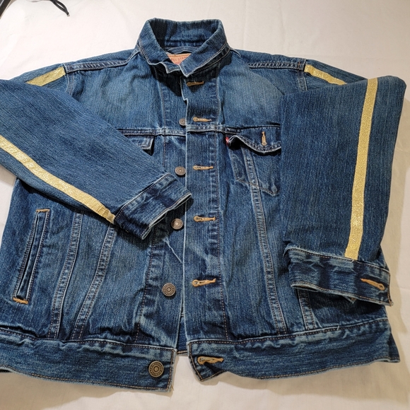 Vintage 90s Levi's Denim Trucker Jacket Size Small Gold stripe 70507 - Picture 10 of 10